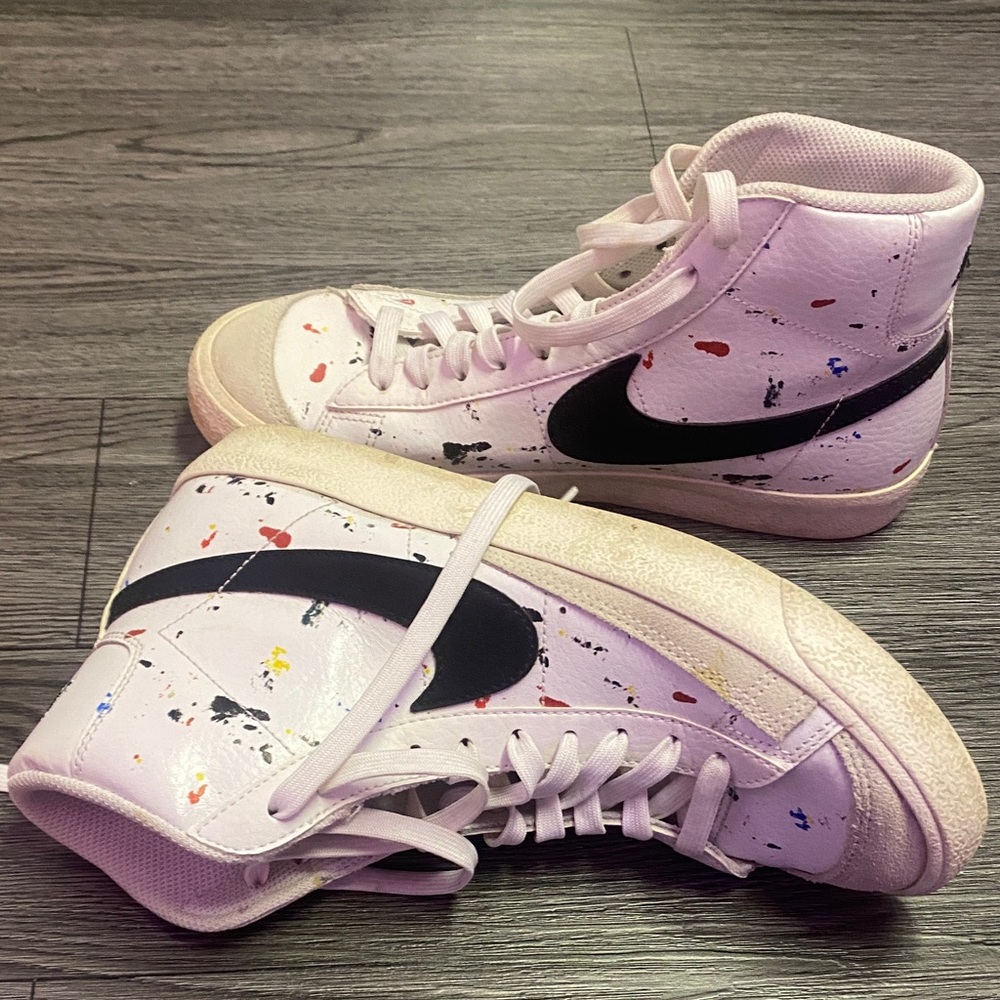 Nike Men’s High-Top Sneakers with Black Swoosh and Colorful Splatter